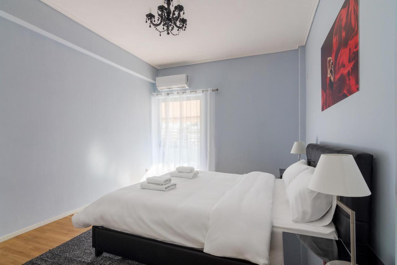 Spacious And Modern Flat For 4 Atina Dış mekan fotoğraf